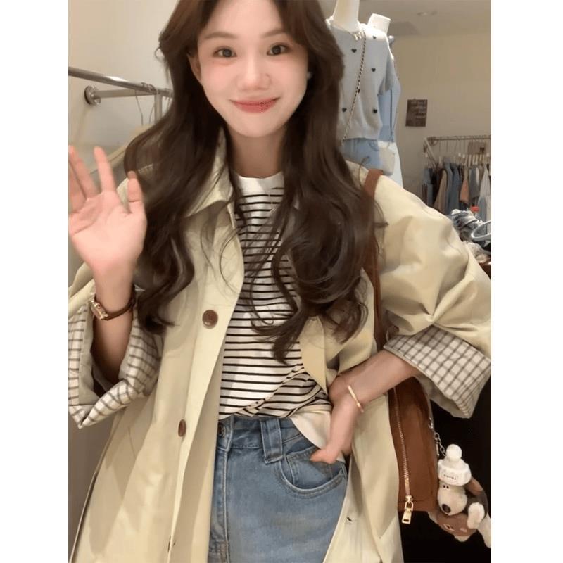 Trench Coat Women's Small Early Autumn